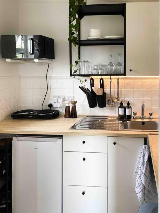 Cozy Studio Near Train Station 剑桥 外观 照片